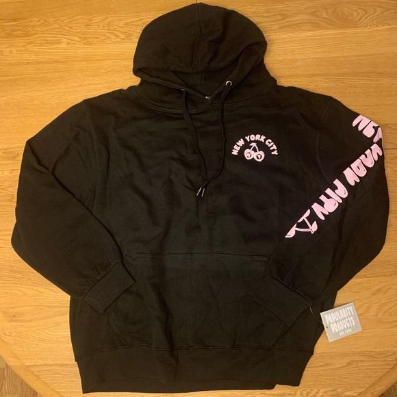Tops - Popular Apparel New York City Cherry Black Pullover Hoodie Womens L NWT